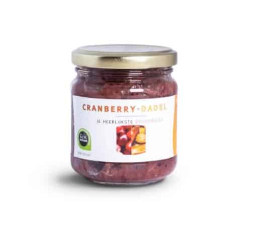 Cranberry Dadel Jam met minder suiker, gemaakt op Boerderij de Kolke.